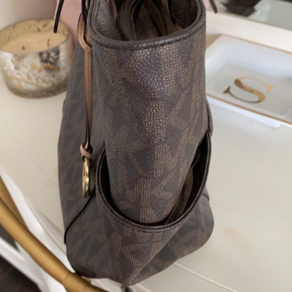 Michael Kors Leather Logo Tote Bag - Picture 6 of 16